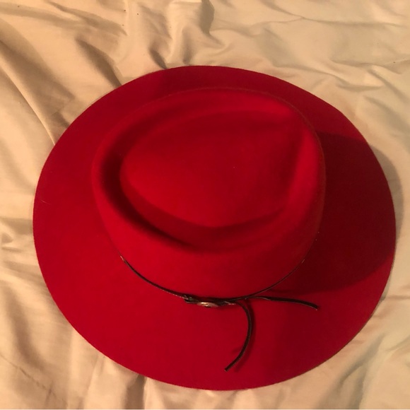 Red Wide-Brimmed Fedora Hat - Picture 2 of 4